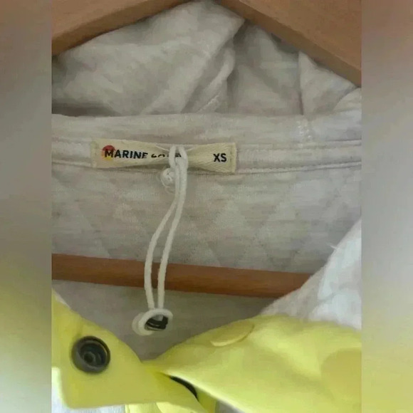 Marine Layer Reversible Lady Corbet Cream Neon Yellow Size XS Snap Neck - Picture 9 of 11